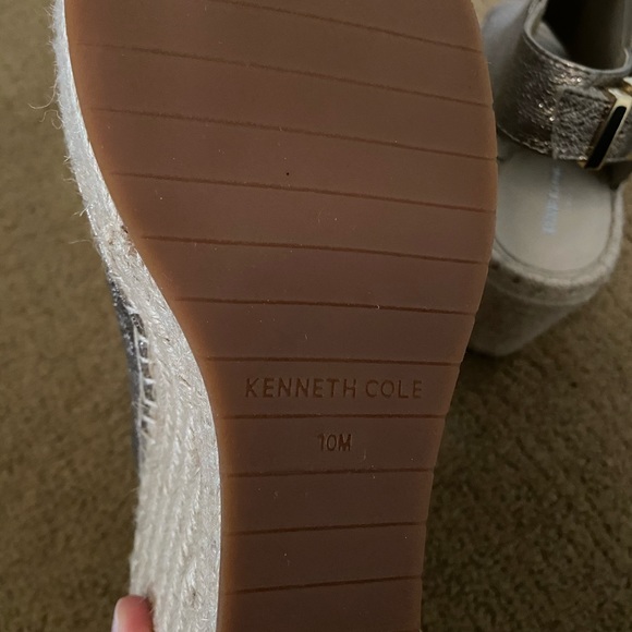 Kenneth Cole Wedges - Picture 7 of 7